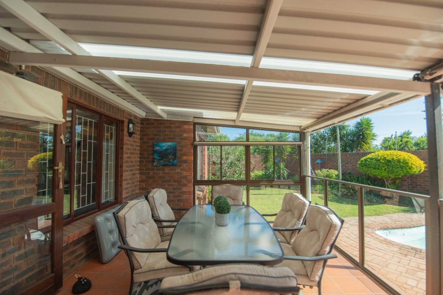 3 Bedroom Property for Sale in Summerstrand Eastern Cape